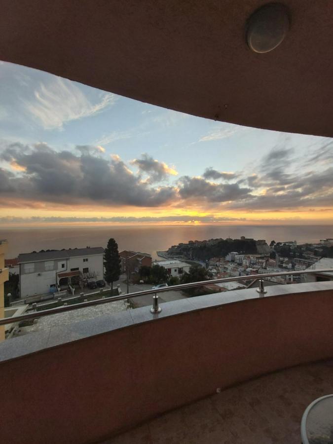 Apartments Baja Ulcinj Esterno foto